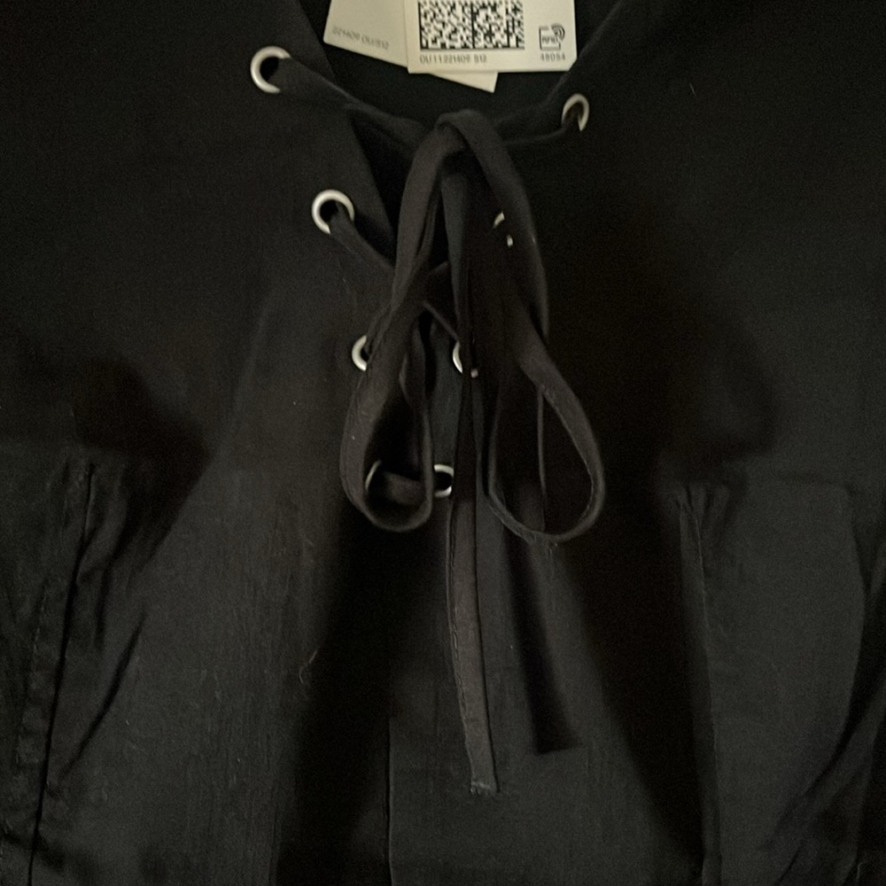 Black front tie shirt with bell sleeve - Picture 2 of 5